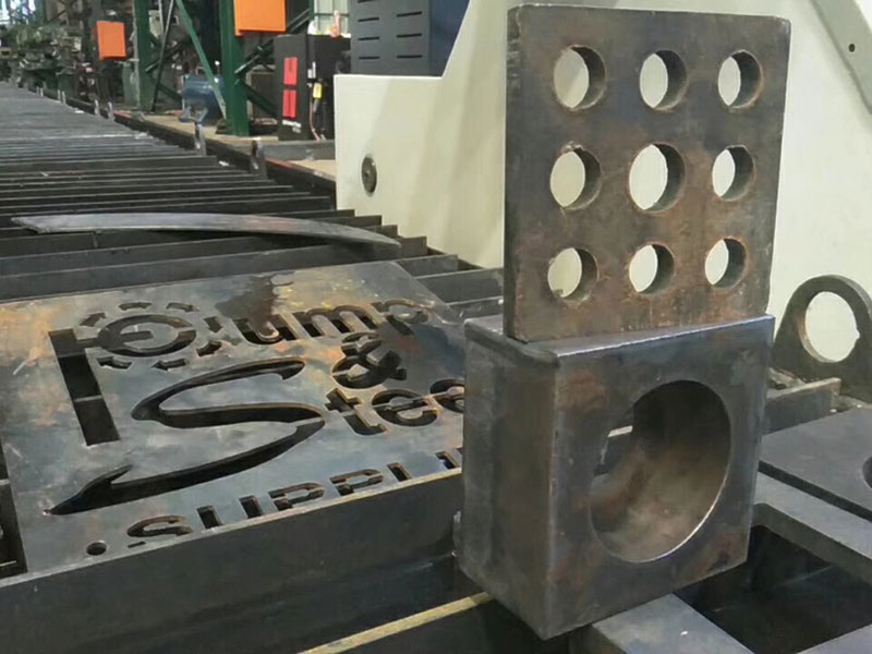 CNC High-Precision Double-Head Plasma Cutting Machine3