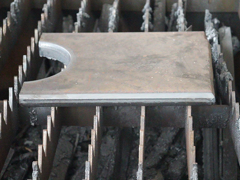 Intelligent Triple Flame Cutting Torch Rotary Cutting Machine4
